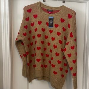 Vince Camuto Red and Tan Heart Sweater